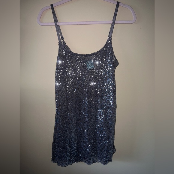 Sequin top - Picture 3 of 7